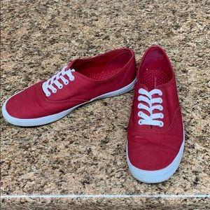 Red tennis shoes